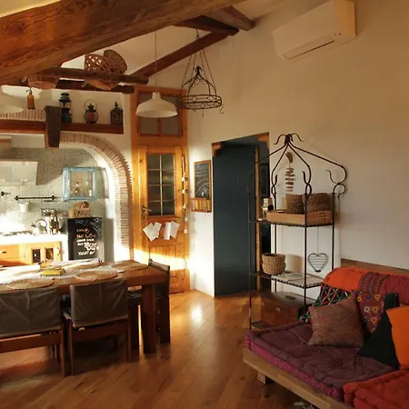 Διαμέρισμα Esperia Casa *